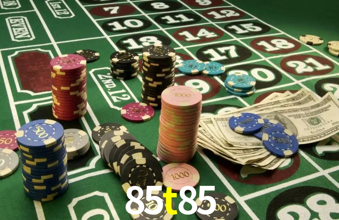 85t85